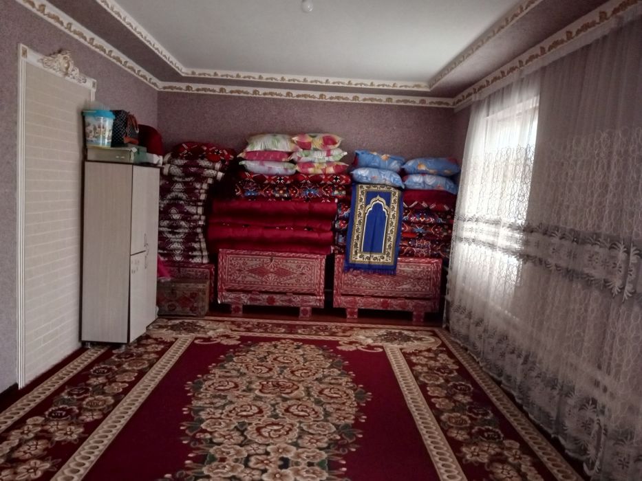 Зудлик билан ховли Уй сотилади