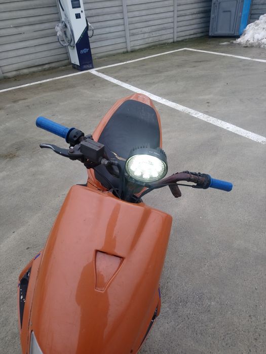 Vand sau schimb aprilia sr50