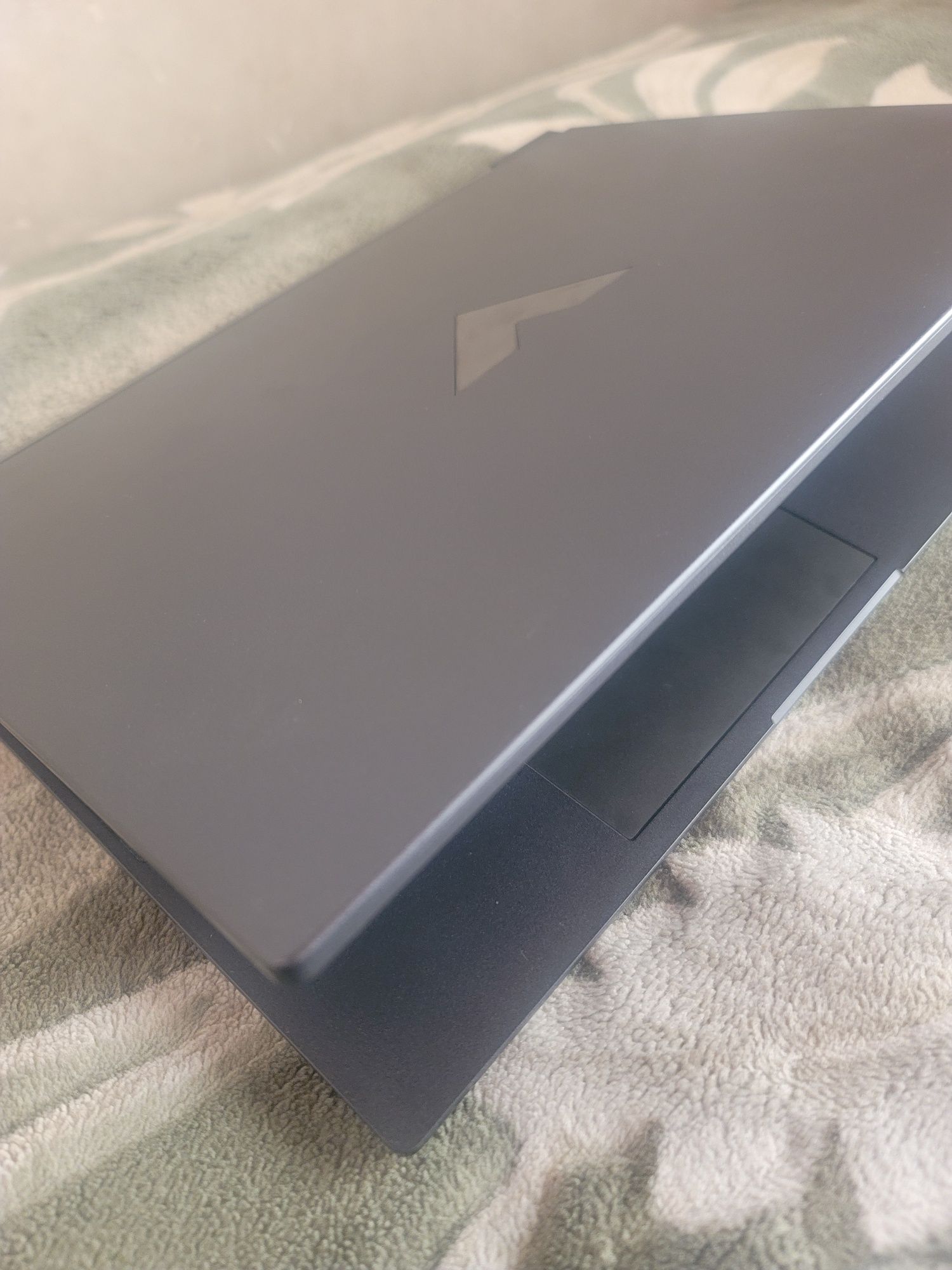 Hp Victus black 8/512