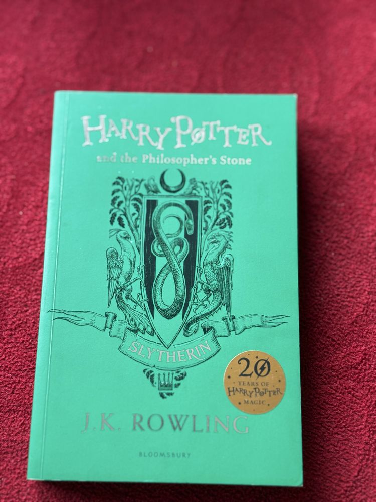 Фентъзи книги и поредици