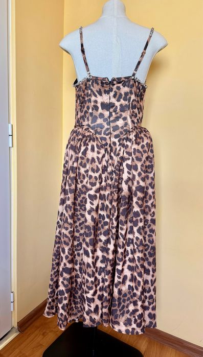 Leona Grace леопардова рокля