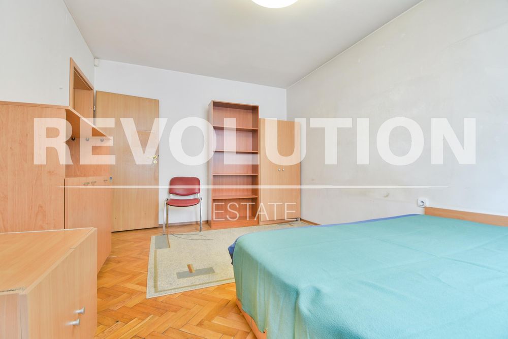 Дава се под наем Четиристаен апартамент в София, Дианабад - 162 кв.м за 920 € - Снимка #5