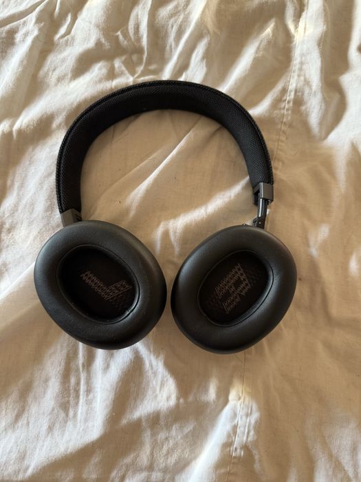 Căsti JBL Live660NC