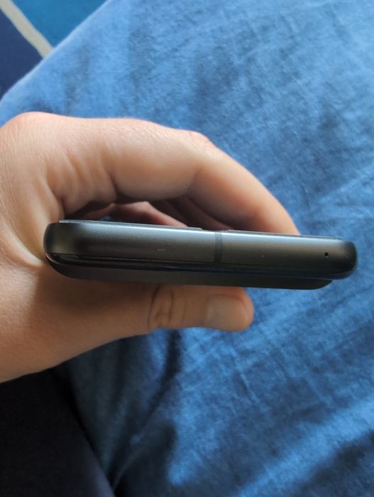 Vând Google Pixel 8 128 GB ca nou ( folosit doar 2 luni )