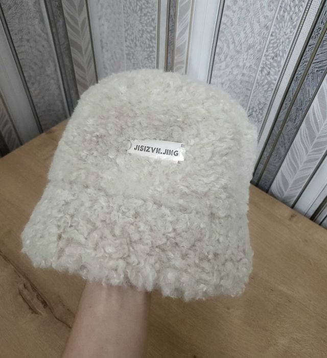 Продам новую зимнюю панаму