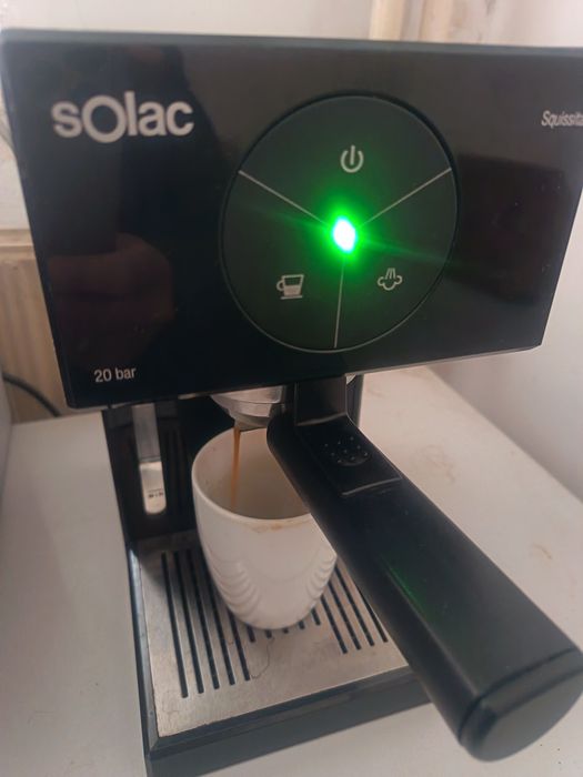 Продавам кафемашина Solac Squissita 20 бара