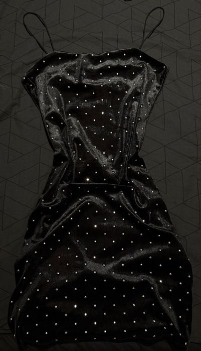 Официялни рокли и корсети