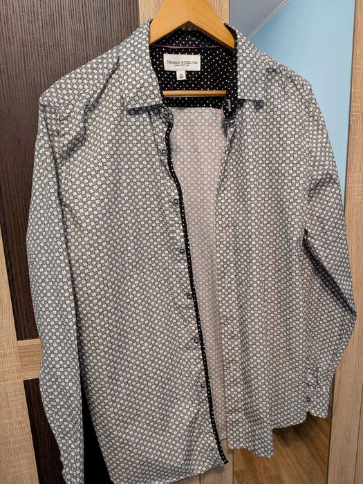 Set Exclusiv 4 camasi barbati ,marime M - NOI, NEPURTATE