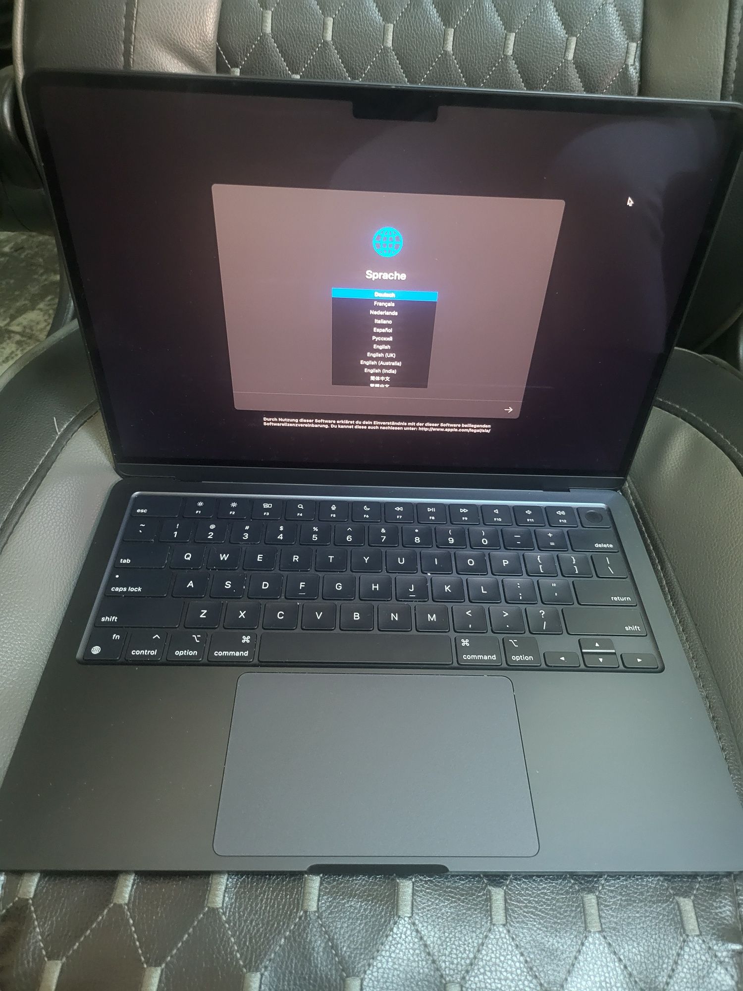 Macbook air retina 2022