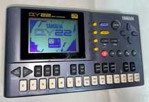 Vând sequencer Yamaha QY22