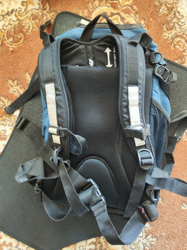 Туристическа раница Bergans 28l