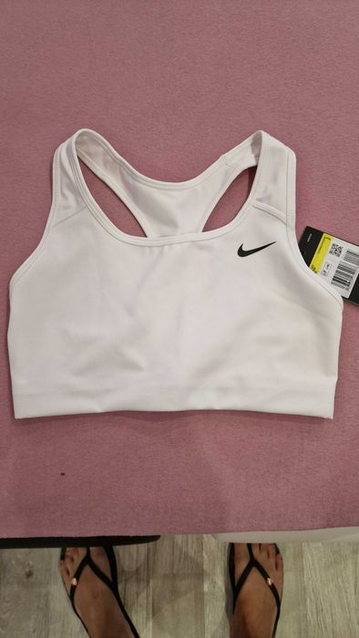 Спортни бюстиета  Nike