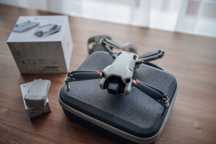 Дрон DJI Mini 4 Pro RC2 + DJI Care