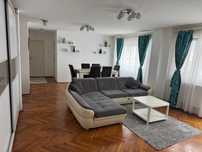 Inchiriez apartament 4 camere transformat în 3 camere în Piața Dacia