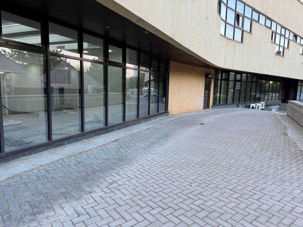 Аренда помещения 346 м² в центре, пл. Хамида Олимджана