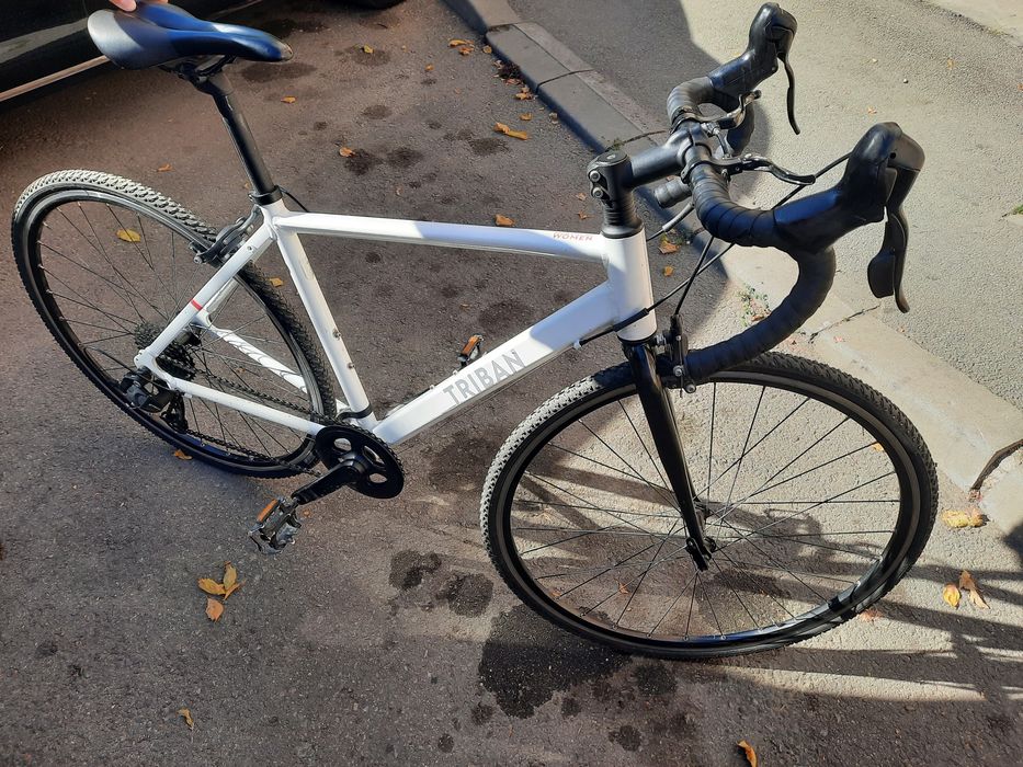 Bicicleta cursiera de vanzare