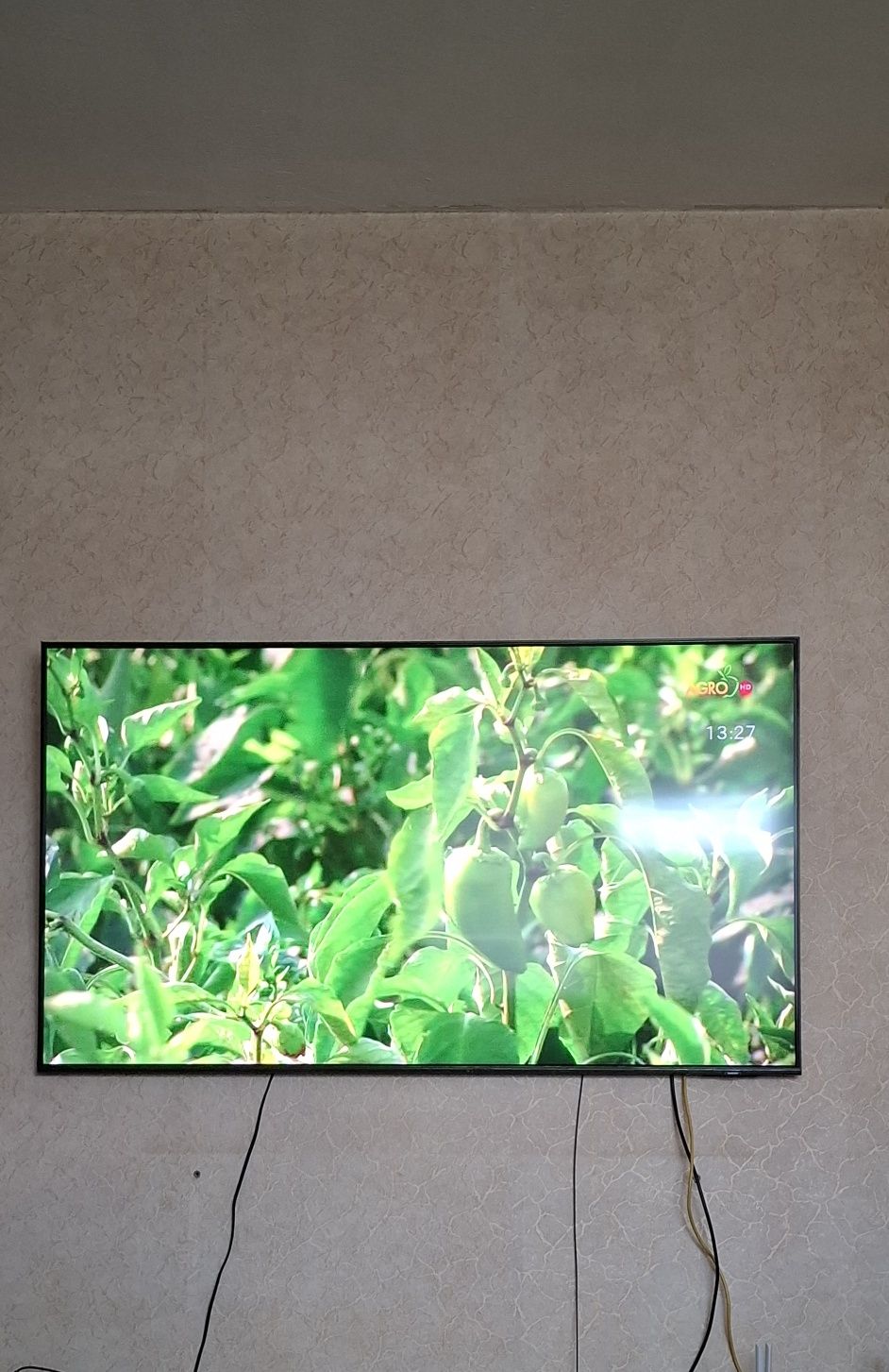 Продавам Samsung QLED Smart 55inch