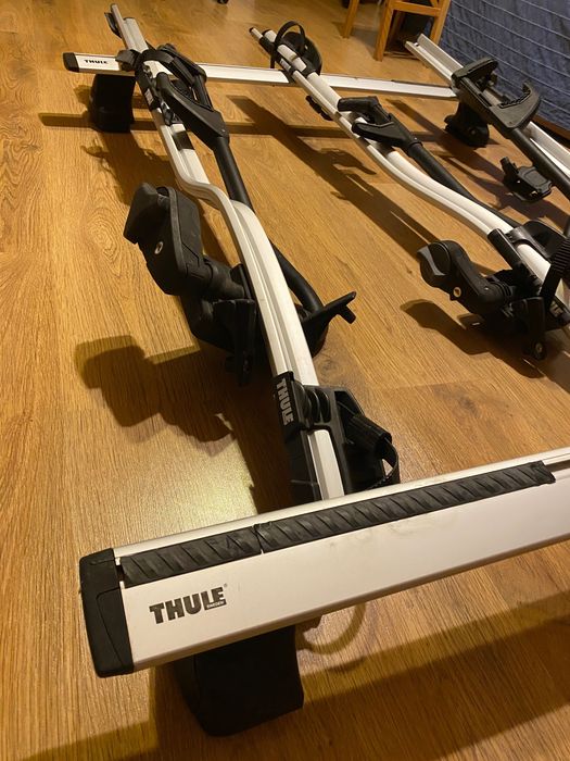 Set complet THULE pentru 3 biciclete
