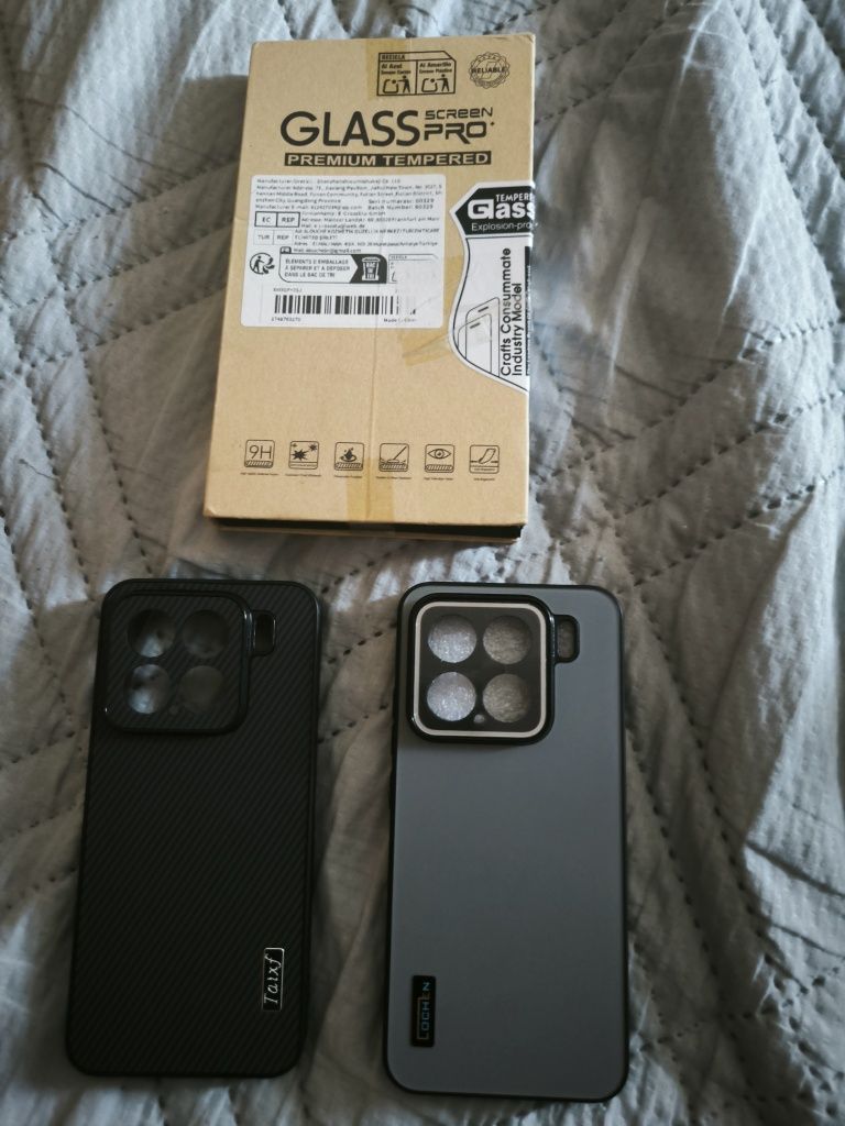 Протектори и кейс за Xiaomi 15