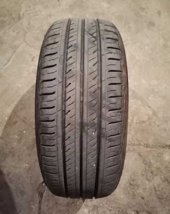 Продавам 1 брой летна гума 205.55.16 дот 2020 Goodyear