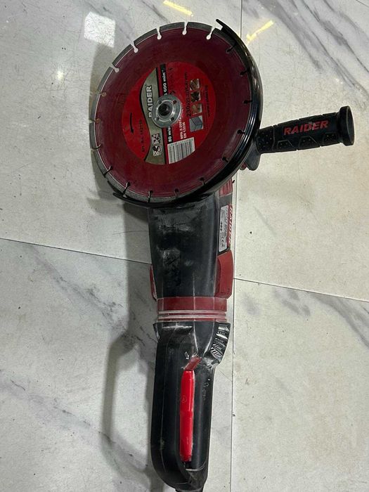 Ъглошлайф Black Edition Raider RDP-AG65 / 230 mm, 2400 W