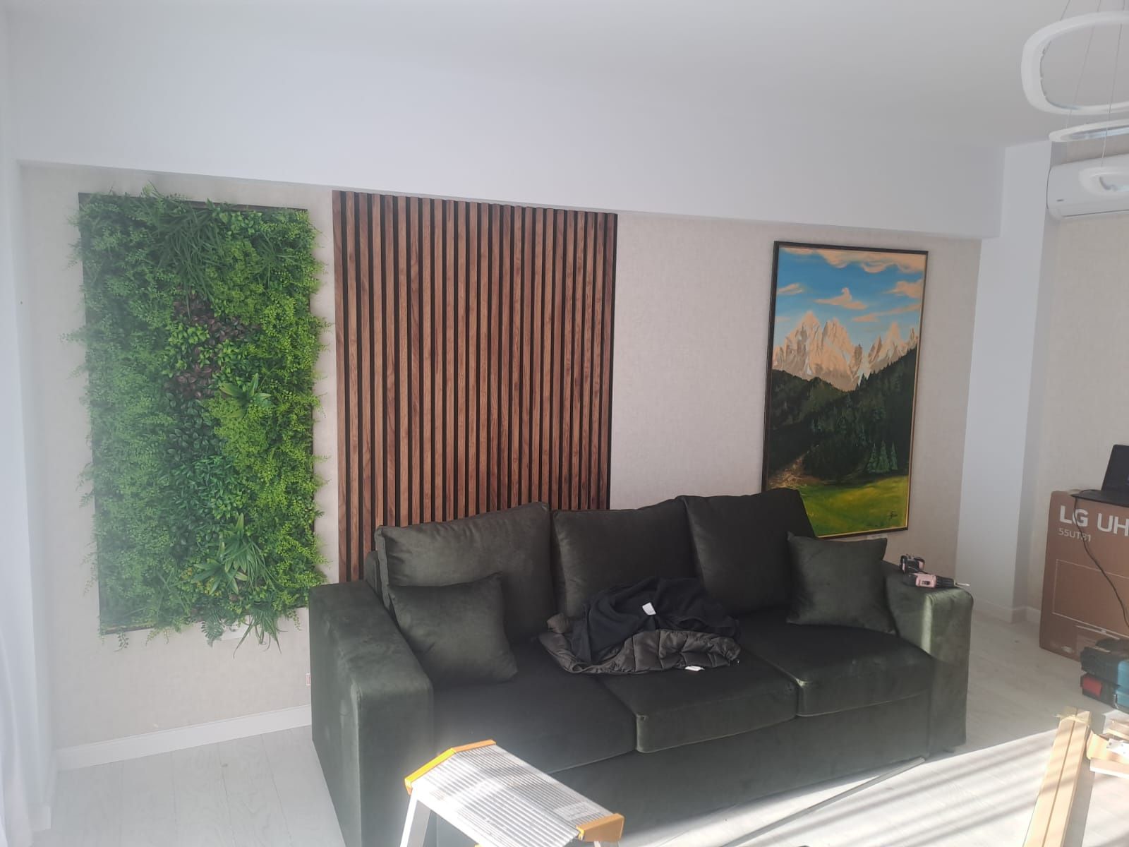 Montaj riflaje,tapet,panouri vegetale+ randari 3d_servicii complete
