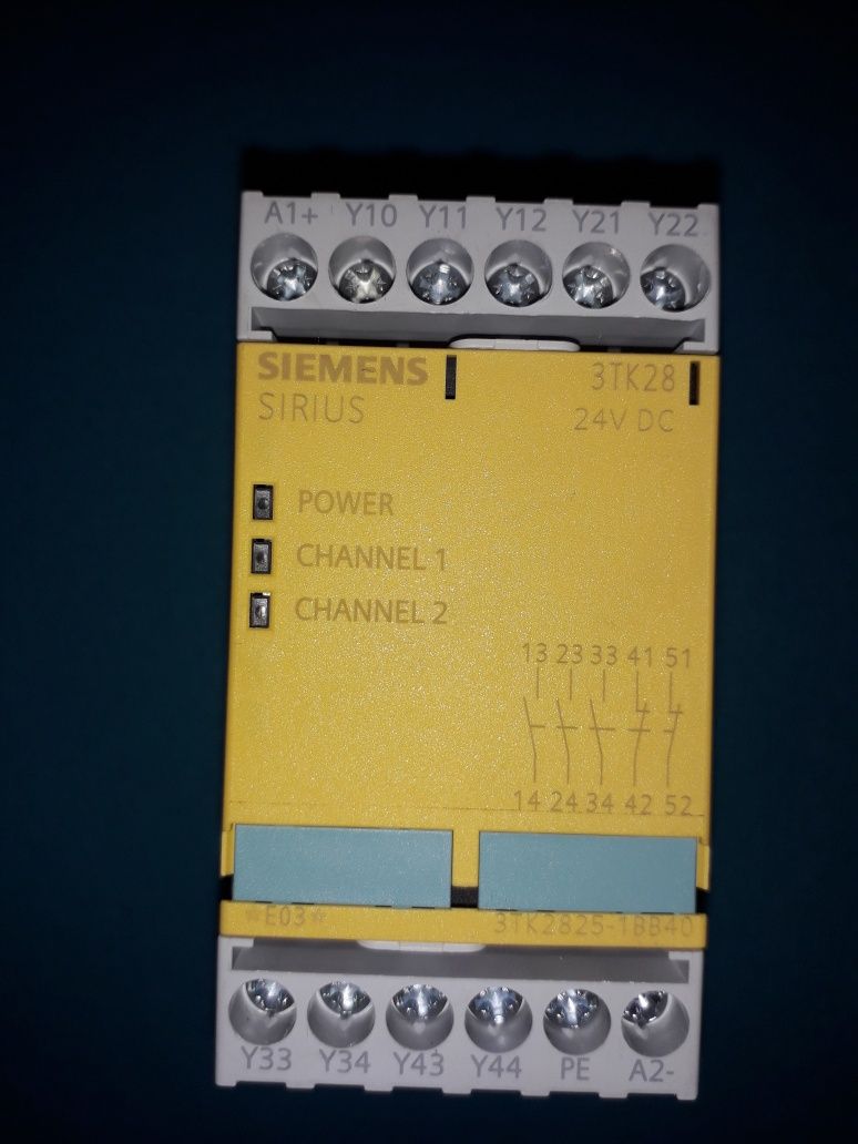 Relee Inteligente Siemens Ultima Generatie  Sirius 3TK28 24vdc