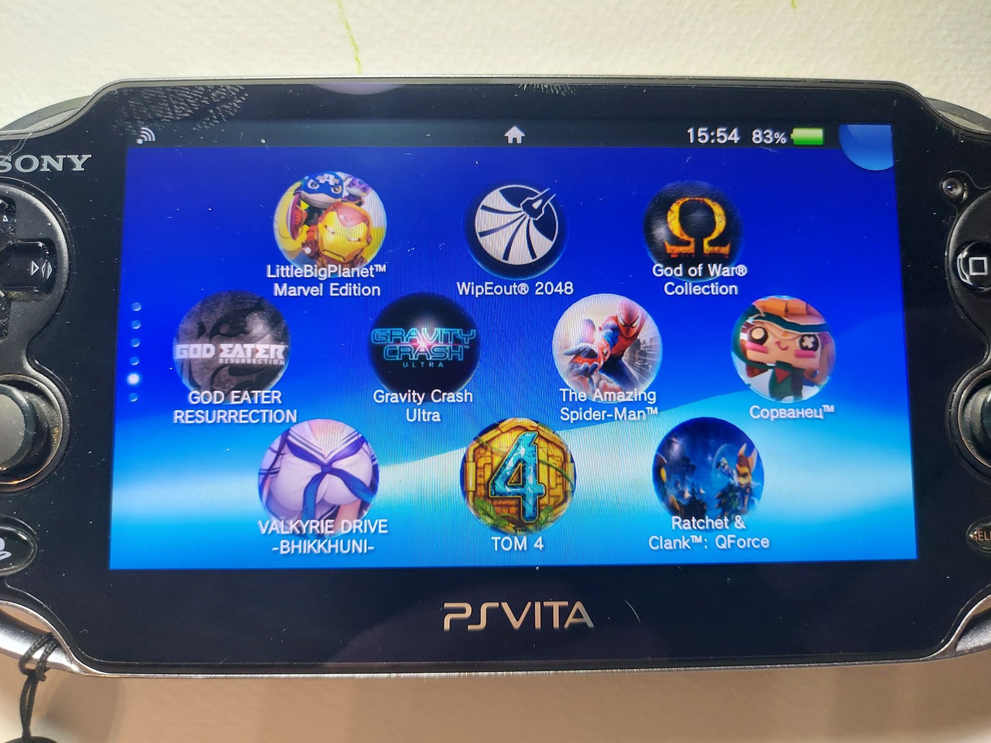 PS Vita в отличном состоянии