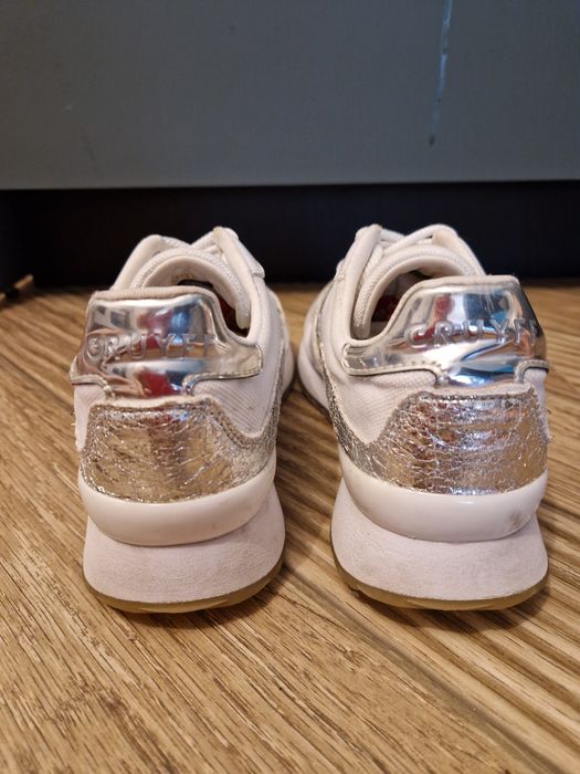 Оригинални дамски сникърси CRUYFF