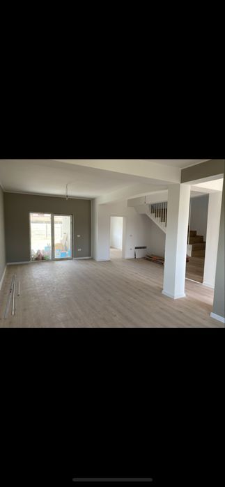 Direct proprietar  vand duplex cartier Europa,Mosnita Noua,4 camere