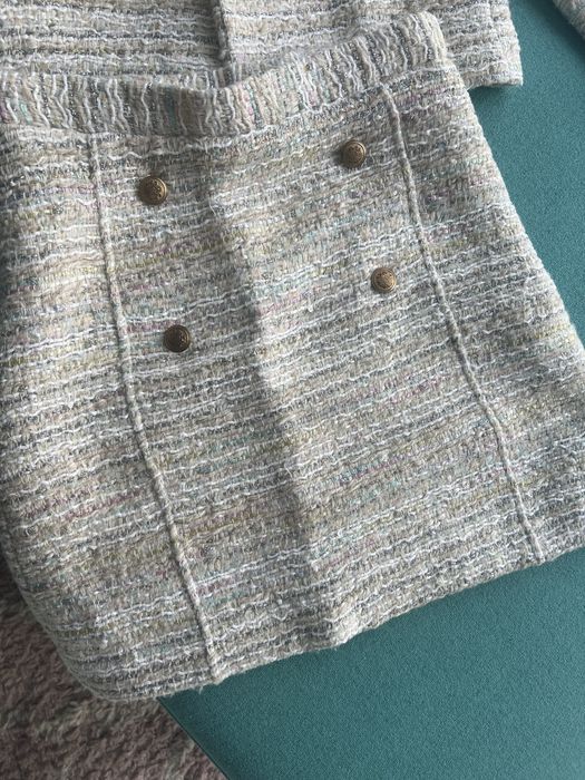 Сетове сако и пола и сако и панталон