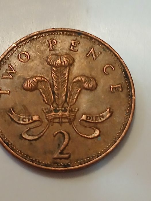 Продавам  редки английски монети