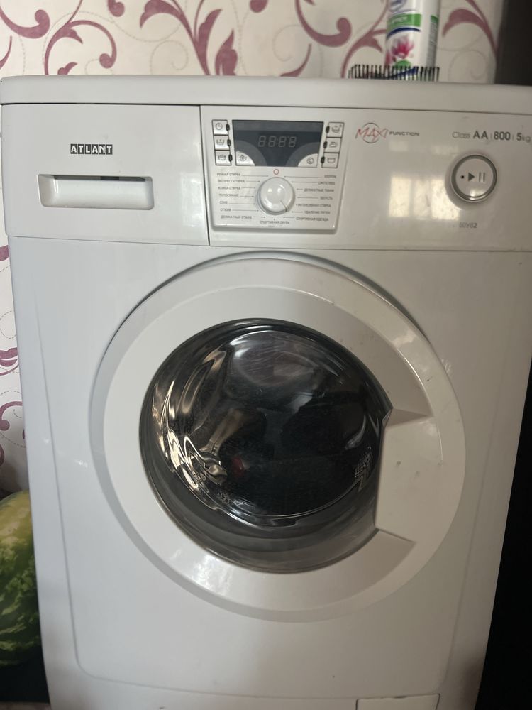 Продам стиральную машинку