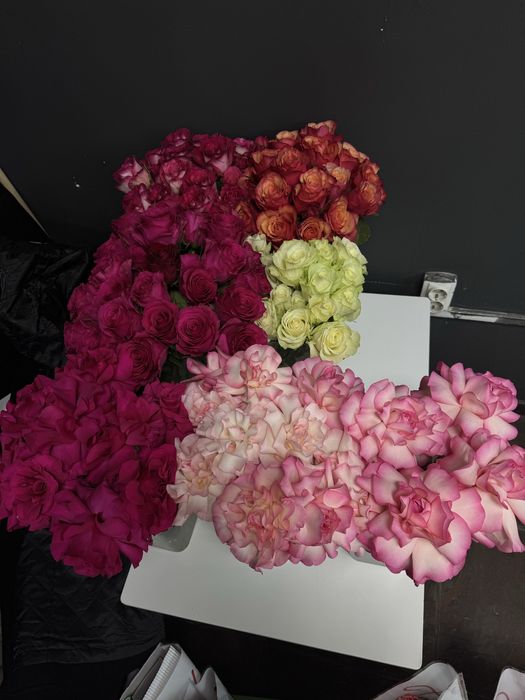 Розы по 600тг