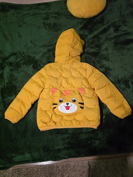 Детско яке -жълто