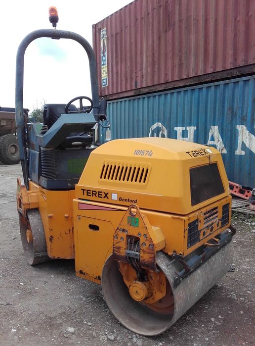 Вибро-каток (каток) дорожный в аренду 4 тонна