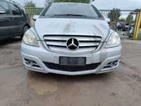 Продавам на части Мерцедес B-класа W245 B180 2010г