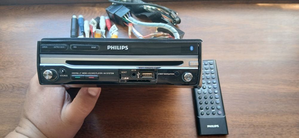 Philips Автомагнитолла Магнитофон Мафон Дисплей Экран