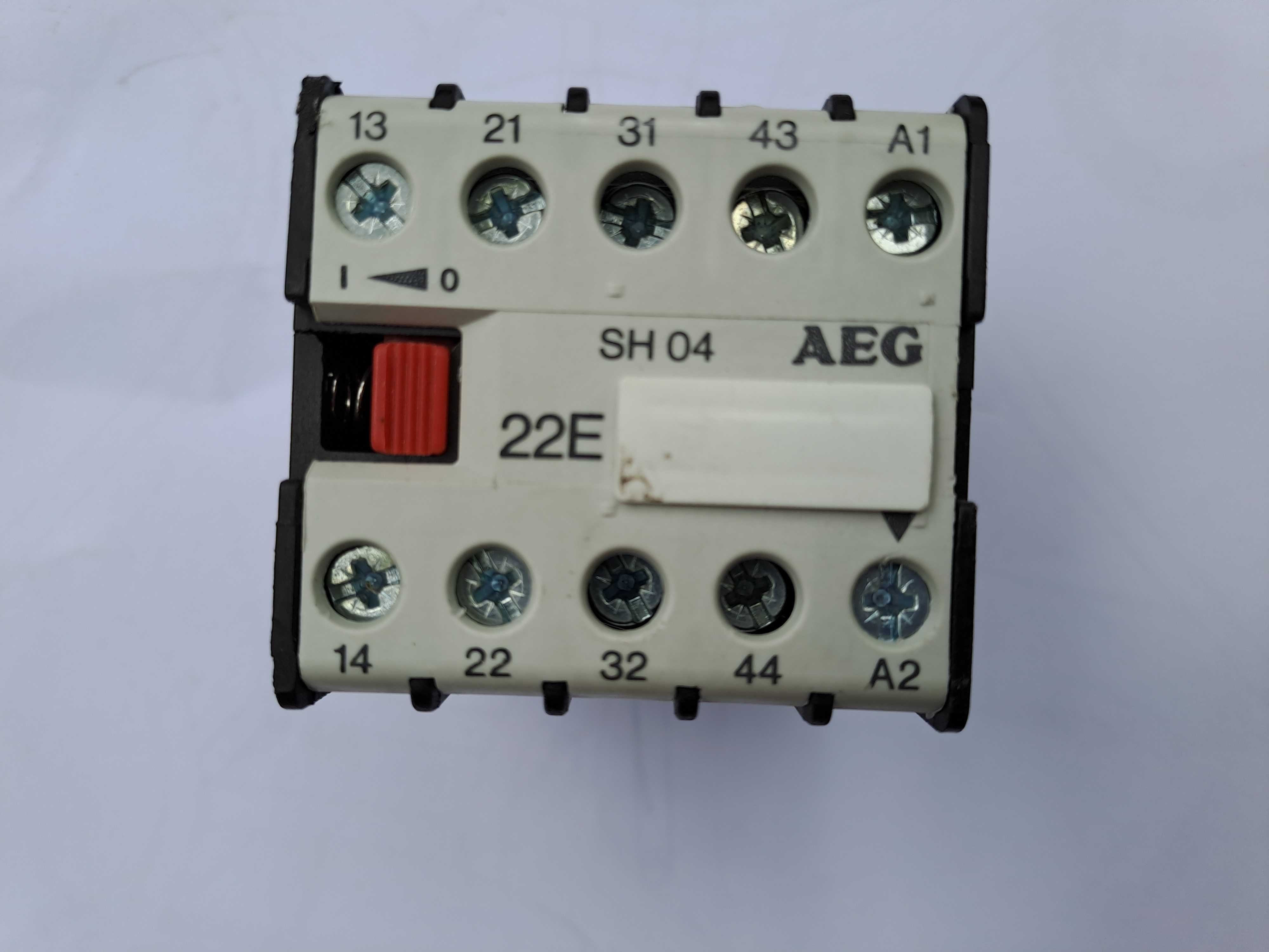 Contactor AEG LS 07 - 10E cu bobina la 24 V.