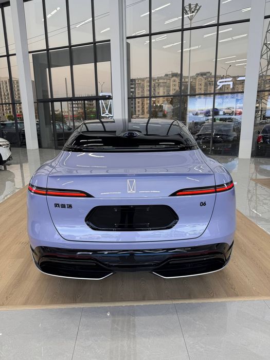 Avatr 06  aqil ovar narxda shoshiling