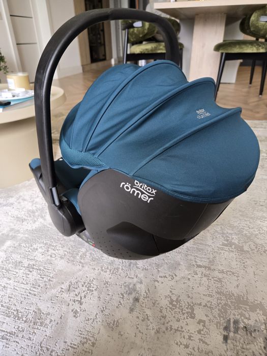 Scoica bebelus Britax Romer Baby SafePro +baza auto-stare Impecabila
