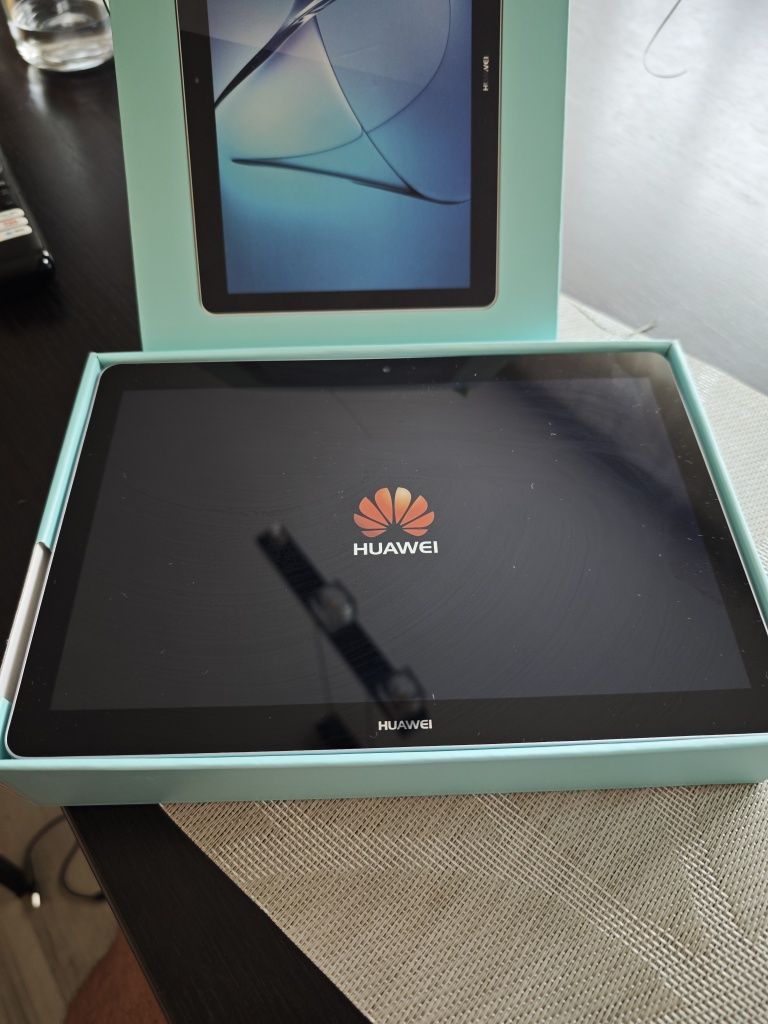 таблет Huawei MediaPad T3 10