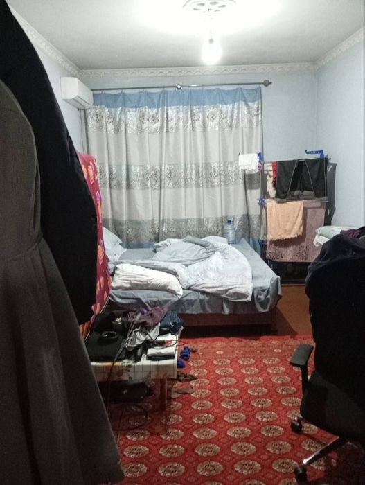 ^МЕТРО М.Улугбек ЗЕРКАЛКА Чиланзар 6 квартал 2/4/4 Продаётся квартира