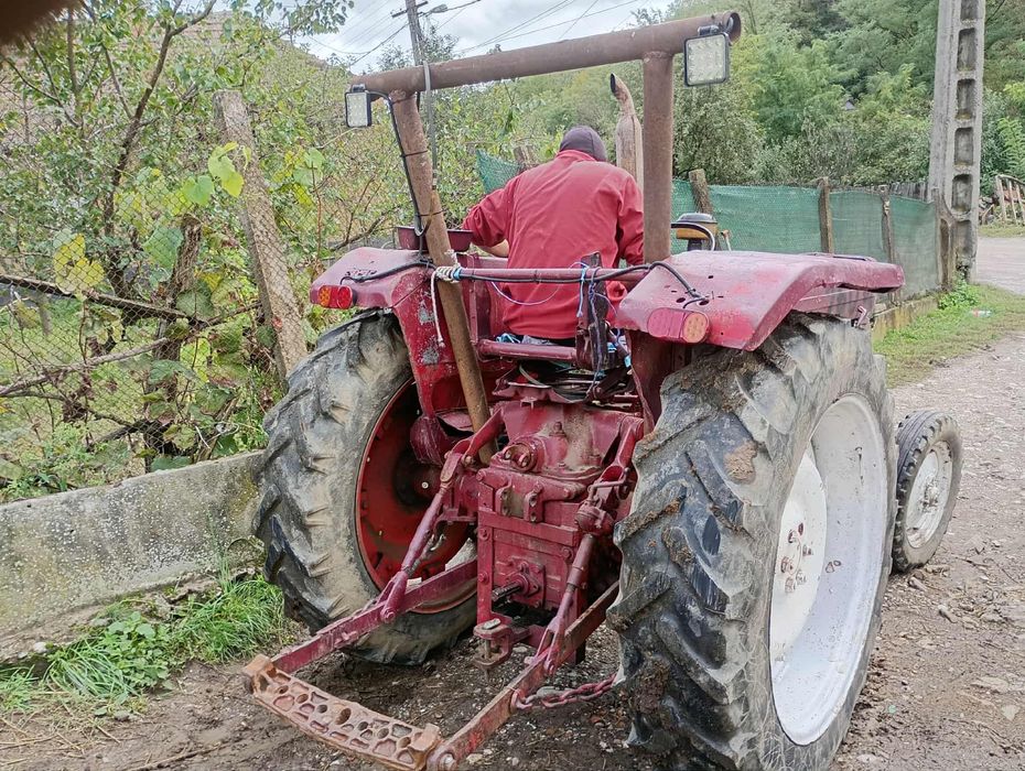 Tractor ebro 55 de cai