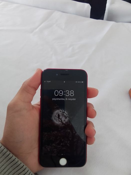 iphone7. 128xotira. useleny 100% narxini kelishamz obmen iphone.x