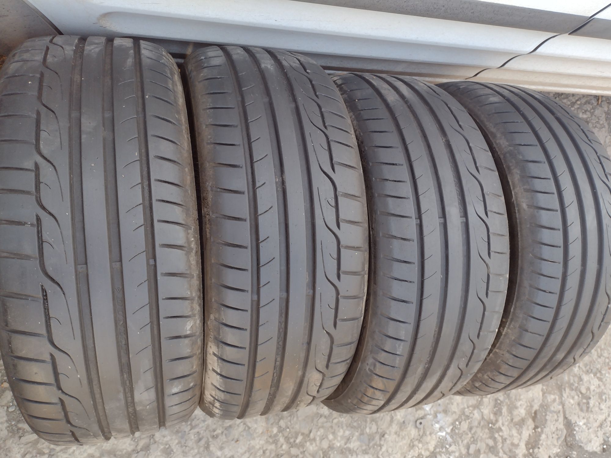 Топ състояние 4бр.225/40/19 Dunlop SMRT dot3219