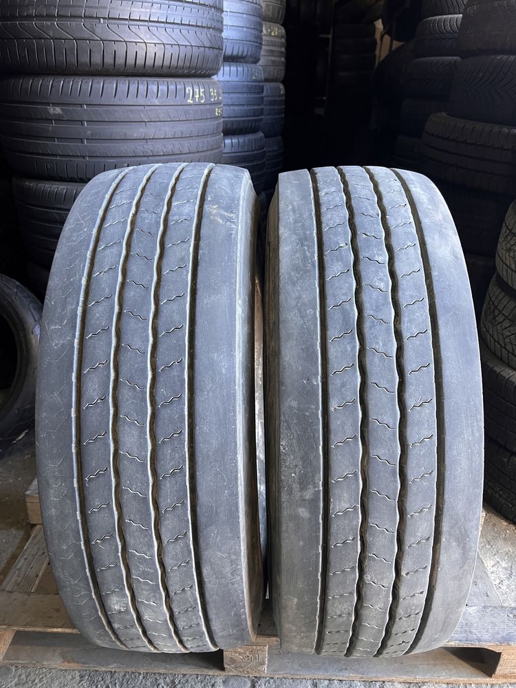 2 anvelope camion directie 285/70/19.5 , Continental , 10 mm, DOT 2022