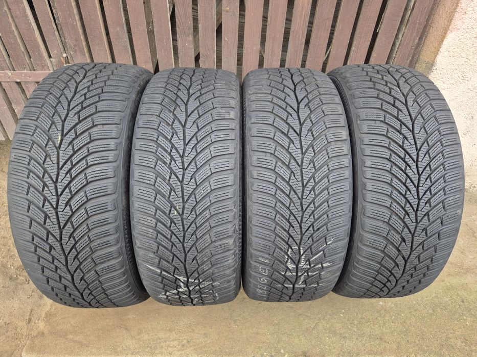 225 50 17 Anvelope de iarnă Continental  Ts870