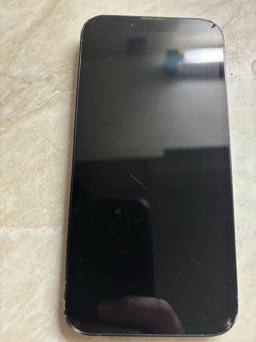 iPhone 13 , 128 GB, черен