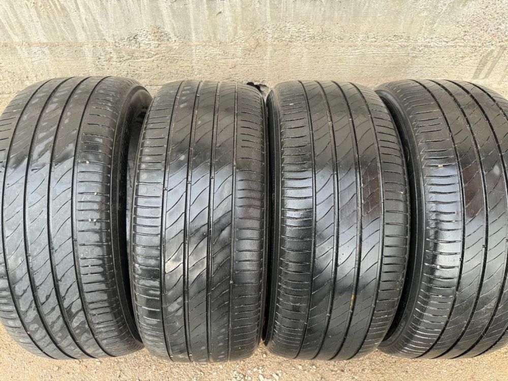 шины 235/50R18